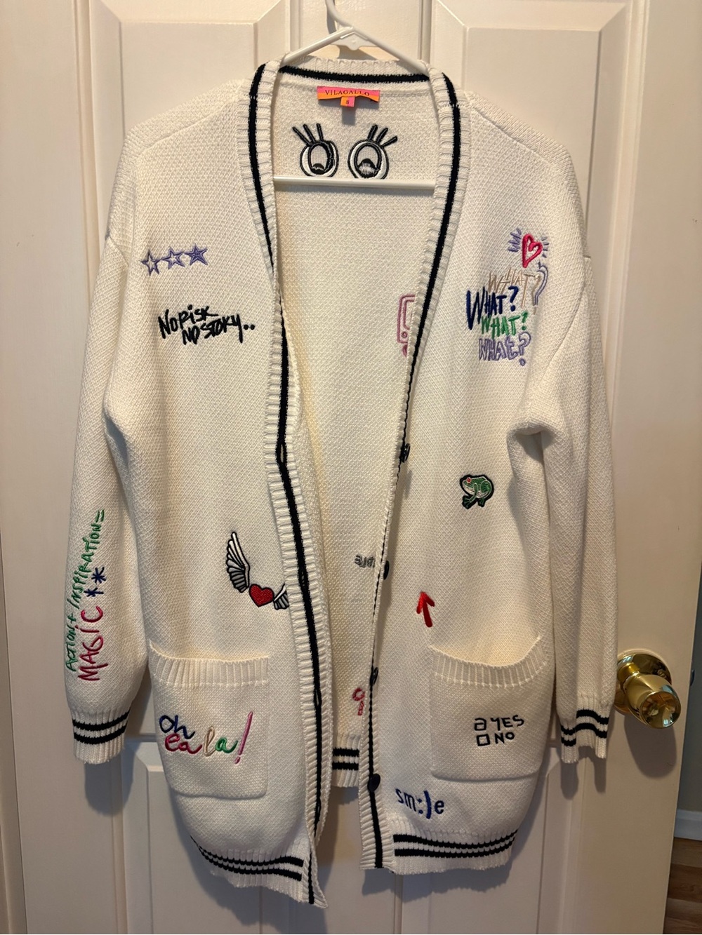 Vilagallo White Cardigan with Embroidered Graphics